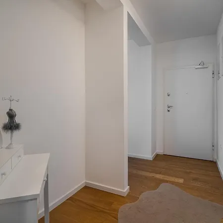 Korina Apartment - Free Private Parking Zara Esterno foto